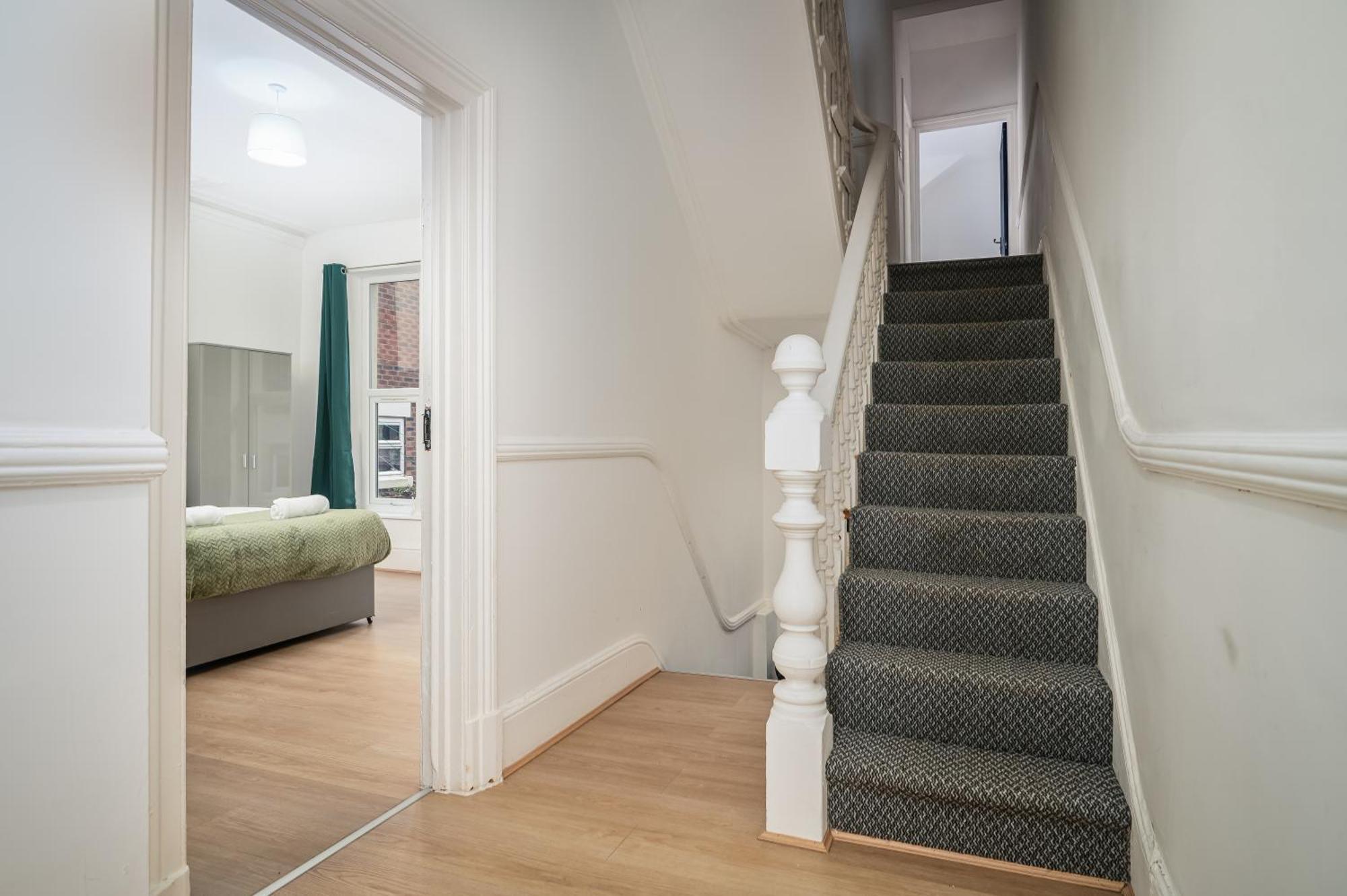 Anfield House - Retreat 7 Bedroom Liverpool
