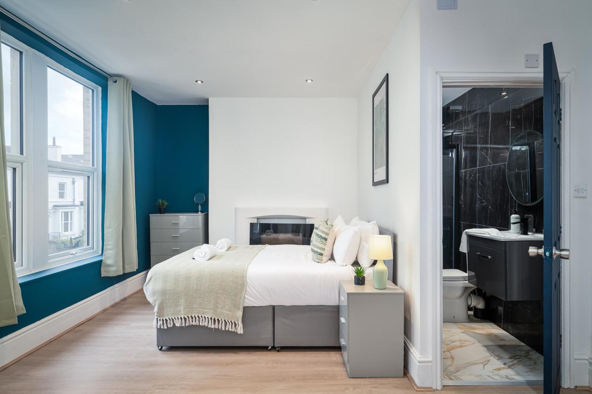 Anfield House - Retreat 7 Bedroom Apartment